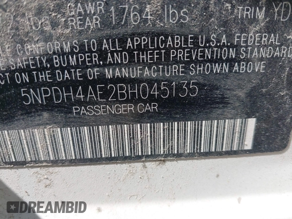 2011 Hyundai Elantra GLS with VIN 5NPDH4AE2BH045135, listed as a IAAI auction lot 39955171 with 209,116 mi miles. Bid and sale history available at carsss.com. Image 9.