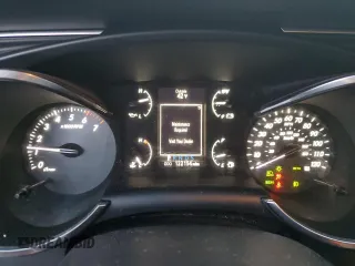 2018 Toyota Sequoia SR5 with VIN 5TDBY5G17JS162297, listed as a Copart auction lot 84745084 with 122,154 mi miles and Salvage Title. Bid and sale history available at carsss.com. Image 9.