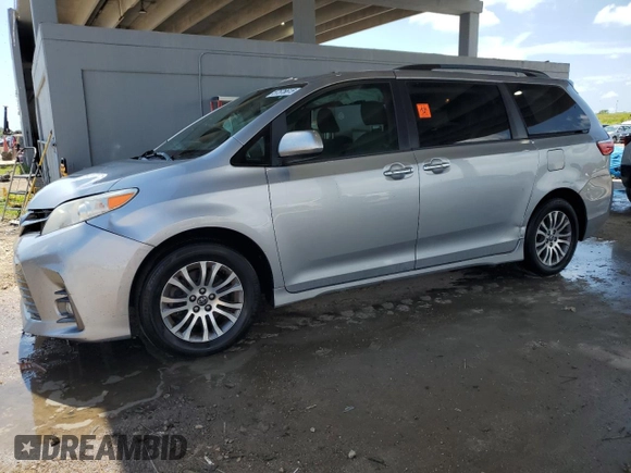 2018 Toyota Sienna XLE Auto Access Seat with VIN 5TDYZ3DC9JS916091, listed as a Copart auction lot 57576615 with 90,967 mi miles and Salvage title. Bid and sale history available at DreamBid. Image 1.