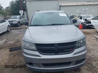 2018 Dodge Journey SE with VIN 3C4PDCAB1JT141295, listed as a IAAI auction lot 42098218 with 110,691 mi miles. Bid and sale history available at carsss.com. Image 12.