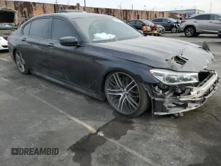 2018 BMW 7 Series ALPINA B7 xDrive with VIN WBA7F2C53JG424066, listed as a Copart auction lot 84099754 with 68,136 mi miles and Salvage Title. Bid and sale history available at carsss.com. Image 4.