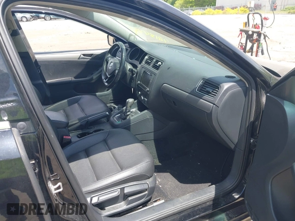 2017 Volkswagen Jetta SE with VIN 3VWDB7AJ8HM308177, listed as a IAAI auction lot 42184432 with 130,743 mi miles and . Bid and sale history available at DreamBid. Image 5.