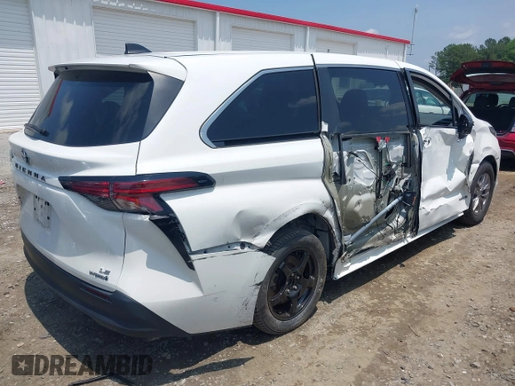 2021 Toyota Sienna LE with VIN 5TDKRKEC6MS029020, listed as a IAAI auction lot 42381285 with 103,260 mi miles and . Bid and sale history available at DreamBid. Image 4.