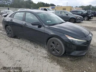 2022 Hyundai Elantra Essential with VIN KMHLM4AGXNU245369, listed as a Copart auction lot 72080114 with 135,026 mi miles and Salvage Title. Bid and sale history available at carsss.com. Image 4.