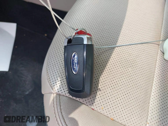 2020 Ford Escape Titanium z VIN 1FMCU9J92LUA39457, wystawiony jako IAAI lot #42222441 z przebiegiem 107 148 mil mil oraz . Historia ofert i sprzedaży dostępna na DreamBid. Obrazek 11.