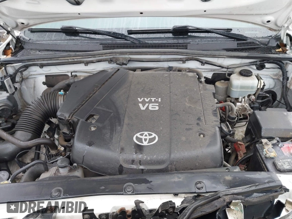 2014 Toyota Tacoma with VIN 3TMLU4EN9EM140999, listed as a IAAI auction lot 37765514 with 168,875 mi miles. Bid and sale history available at carsss.com. Image 10.