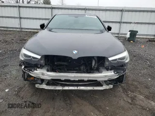2018 BMW 5 Series 530i xDrive with VIN WBAJA7C59JG908065, listed as a Copart auction lot 84892164 with 468 mi miles and Salvage Title. Bid and sale history available at carsss.com. Image 5.