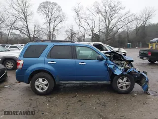 2010 Ford Escape XLT with VIN 1FMCU0DG3AKD28250, listed as a IAAI auction lot 41426617 with 172,257 mi miles. Bid and sale history available at carsss.com. Image 13.
