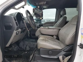 2019 Ford F-350 XL with VIN 1FT8W3A68KEC83176, listed as a Copart auction lot 87997915 with 275,052 mi miles and Salvage title. Bid and sale history available at DreamBid. Image 7.