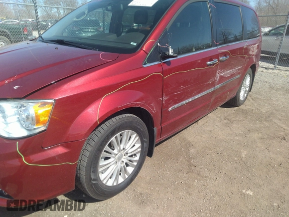 2014 Chrysler Town & Country Limited with VIN 2C4RC1GG5ER463952, listed as a IAAI auction lot 41825303 with 150,131 mi miles and . Bid and sale history available at DreamBid. Image 6.