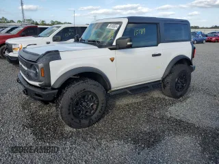 2023 Ford Bronco with VIN 1FMDE5CH4PLB68214, listed as a Copart auction lot 80103624 with 15,189 mi miles and Salvage Title. Bid and sale history available at carsss.com. Image 1.