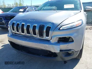 2017 Jeep Cherokee High Altitude с VIN 1C4PJMDS5HW636307, выставлен на аукционе IAAI как лот 42139393 с пробегом 70 453 миль миль и . История ставок и продаж доступна на DreamBid. Изображение 6.