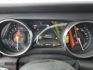 2021 Jeep Wrangler Unlimited Sahara с VIN 1C4JJXP68MW852703, выставлен на аукционе Copart как лот 52953795 с пробегом 25 437 миль миль и Списание • Salvage title. История ставок и продаж доступна на DreamBid. Изображение 9.