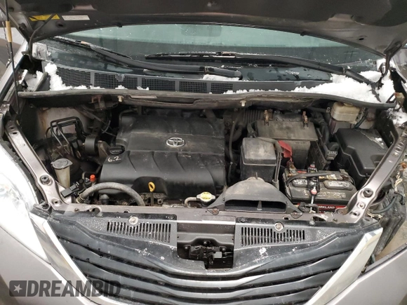 2011 Toyota Sienna LE with VIN 5TDJK3DC8BS008819, listed as a Copart auction lot 46245485 with 243,826 mi miles and Non Repairable. Bid and sale history available at carsss.com. Image 12.