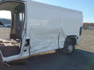 2018 Ram ProMaster Cargo with VIN 3C6TRVAG1JE152736, listed as a IAAI auction lot 40743120 with Not Provided miles and . Bid and sale history available at DreamBid. Image 5.
