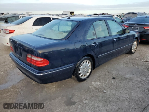 2000 Mercedes-Benz E-Class with VIN WDBJF65J7YB047628, listed as a Copart auction lot 75278704 with 0 mi miles and Salvage Title. Bid and sale history available at carsss.com. Image 3.