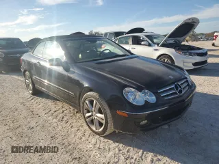 2007 Mercedes-Benz CLK-Class 3.5L with VIN WDBTK56F07F226982, listed as a Copart auction lot 76158714 with 0 mi miles and Salvage Title. Bid and sale history available at carsss.com. Image 4.