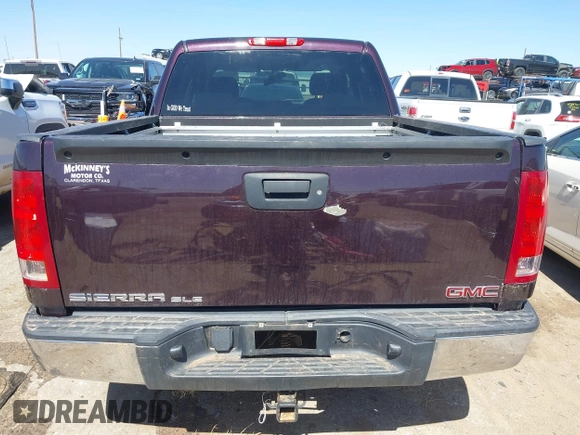 2008 GMC Sierra 1500 SLE1 z VIN 2GTEC13J481299287, wystawiony jako IAAI lot #41771000 z przebiegiem 354 951 mil mil oraz . Historia ofert i sprzedaży dostępna na DreamBid. Obrazek 16.