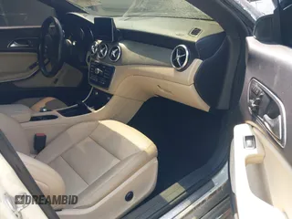 2014 Mercedes-Benz CLA 250 z VIN WDDSJ4EB2EN042032, wystawiony jako IAAI lot #42567635 z przebiegiem Nie podano mil oraz . Historia ofert i sprzedaży dostępna na DreamBid. Obrazek 5.