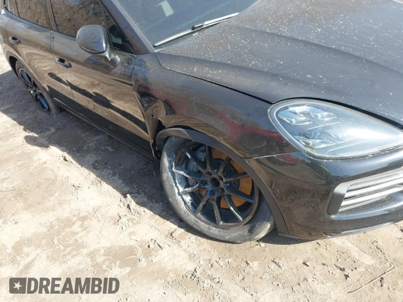 2019 Porsche Cayenne S with VIN WP1AB2AYXKDA61574, listed as a IAAI auction lot 41769572 with 39,746 mi miles and . Bid and sale history available at DreamBid. Image 6.