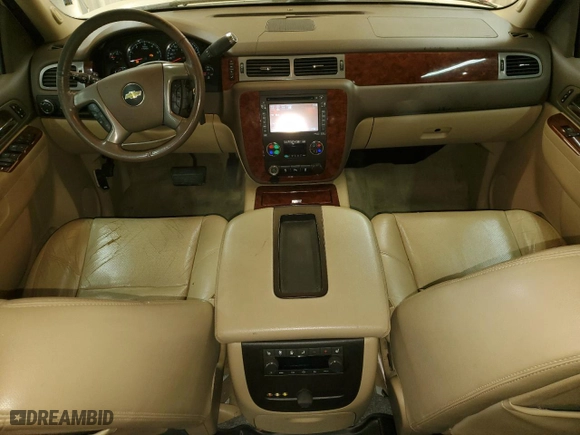 2014 Chevrolet Suburban LTZ with VIN 1GNSCKE0XER127997, listed as a Copart auction lot 42411525 with 228,690 mi miles and Salvage Title. Bid and sale history available at carsss.com. Image 8.