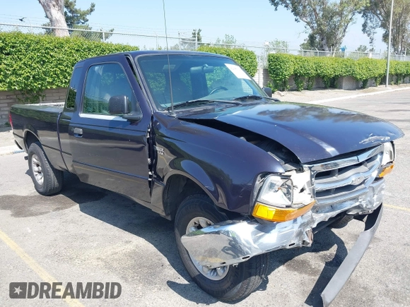 2000 Ford Ranger XL with VIN 1FTYR14V3YPB90285, listed as a IAAI auction lot 42085329 with 205,107 mi miles. Bid and sale history available at carsss.com. Image 1.
