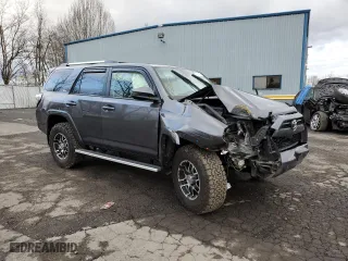 2020 Toyota 4Runner SR5 with VIN JTEBU5JRXL5813596, listed as a Copart auction lot 39779893 with 27,470 mi miles. Bid and sale history available at carsss.com. Image 4.