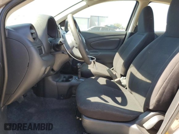 2014 Nissan Versa SV with VIN 3N1CN7AP7EL850563, listed as a Copart auction lot 48752955 with 139,140 mi miles and Salvage Title. Bid and sale history available at DreamBid. Image 7.