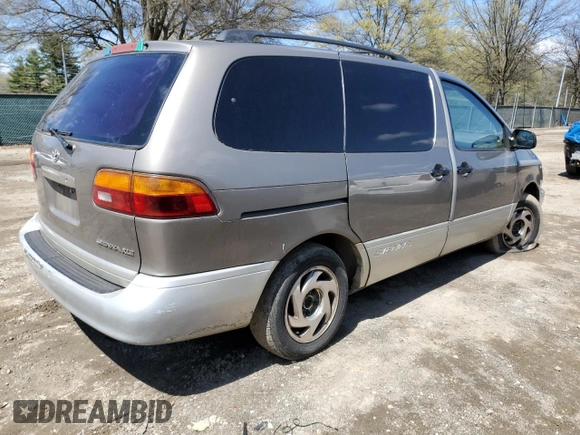 1999 Toyota Sienna LE with VIN 4T3ZF13C2XU112113, listed as a Copart auction lot 52162655 with 248,091 mi miles and Salvage Title. Bid and sale history available at carsss.com. Image 3.