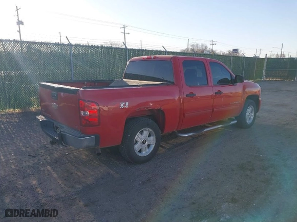 2010 Chevrolet Silverado 1500 LT with VIN 3GCRKSE31AG166945, listed as a IAAI auction lot 41743695 with 347,749 mi miles. Bid and sale history available at carsss.com. Image 4.
