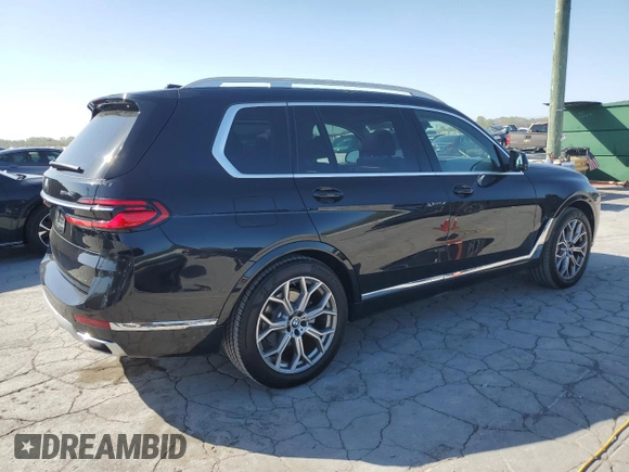 2024 BMW X7 xDrive40i with VIN 5UX23EM02R9V74498, listed as a Copart auction lot 52440245 with 9,613 mi miles and Salvage Title. Bid and sale history available at carsss.com. Image 3.