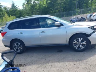 2018 Nissan Pathfinder SV with VIN 5N1DR2MM1JC616205, listed as a IAAI auction lot 42536607 with 117,198 mi miles and . Bid and sale history available at DreamBid. Image 14.