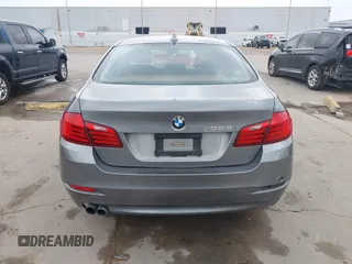 2016 BMW 5 Series 528i z VIN WBA5A5C59GG352743, wystawiony jako IAAI lot #41796478 z przebiegiem 81 844 mil mil oraz . Historia ofert i sprzedaży dostępna na DreamBid. Obrazek 17.