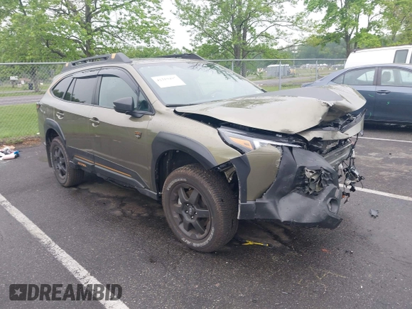 2025 Subaru Outback Wilderness z VIN 4S4BTGUDXS3233676, wystawiony jako IAAI lot #42219497 z przebiegiem 2 001 mil mil oraz . Historia ofert i sprzedaży dostępna na DreamBid. Obrazek 1.