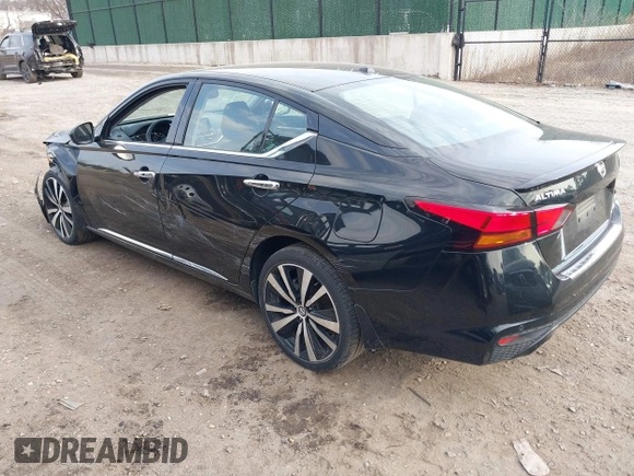 2019 Nissan Altima 2.5 Platinum with VIN 1N4BL4FW1KC127673, listed as a IAAI auction lot 41773674 with 30,713 mi miles. Bid and sale history available at carsss.com. Image 3.