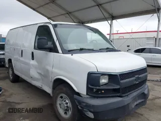 2011 Chevrolet Express Cargo Van with VIN 1GCWGFFAXB1104128, listed as a IAAI auction lot 41911072 with 280,617 mi miles. Bid and sale history available at carsss.com. Image 1.