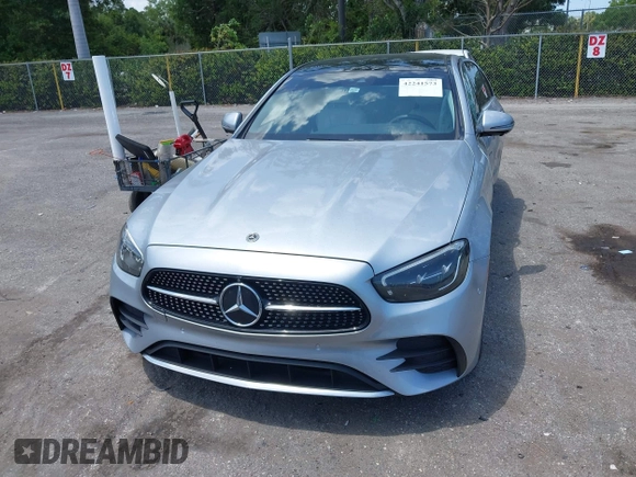 2021 Mercedes-Benz E 350 with VIN W1KZF8DB4MA977647, listed as a IAAI auction lot 42241573 with 33,666 mi miles and . Bid and sale history available at DreamBid. Image 13.