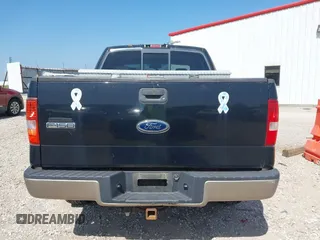 2005 Ford F-150 XLT z VIN 1FTPW14595KD94652, wystawiony jako IAAI lot #42766074 z przebiegiem 245 344 mil mil oraz . Historia ofert i sprzedaży dostępna na DreamBid. Obrazek 16.