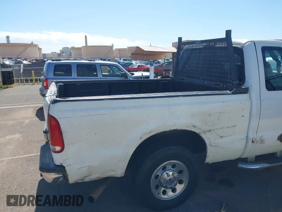 2006 Ford Super Duty F-250 XL with VIN 1FTNX20516ED38107, listed as a IAAI auction lot 41451217 with 90,620 mi miles. Bid and sale history available at carsss.com. Image 6.
