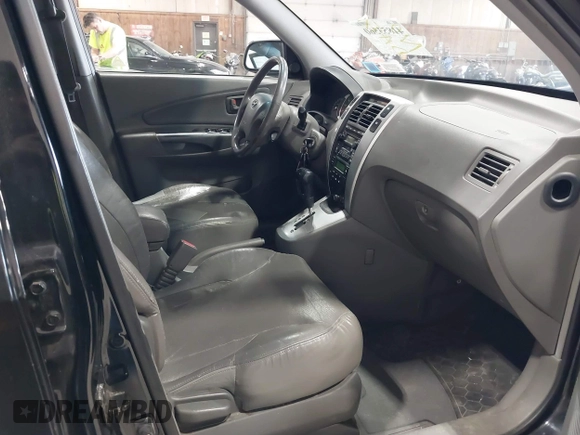 2006 Hyundai Tucson GLS with VIN KM8JN72D96U294798, listed as a IAAI auction lot 41853560 with 113,277 mi miles and . Bid and sale history available at DreamBid. Image 5.