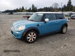 2008 MINI Hardtop with VIN WMWMF33538TT61691, listed as a Copart auction lot 52751995 with 47,790 mi miles and Clean Title. Bid and sale history available at DreamBid. Image 1.