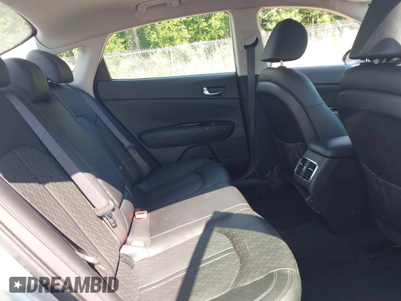 2017 Kia Optima EX with VIN KNAGU4LE9H5013309, listed as a IAAI auction lot 42739287 with 88,922 mi miles and . Bid and sale history available at DreamBid. Image 8.