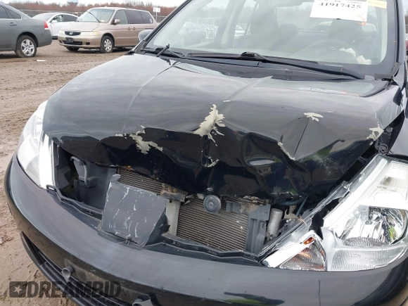 2011 Nissan Versa 1.8 S with VIN 3N1BC1AP7BL378133, listed as a IAAI auction lot 41917425 with 124,228 mi miles. Bid and sale history available at carsss.com. Image 6.