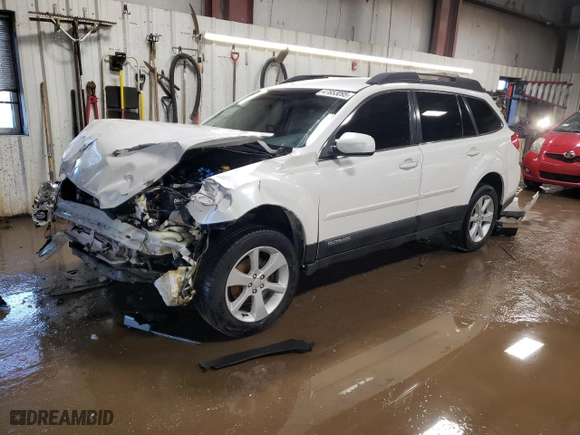 2014 Subaru Outback 2.5i Premium with VIN 4S4BRBCC7E3313323, listed as a Copart auction lot 47653095 with 165,294 mi miles and Salvage Title. Bid and sale history available at carsss.com. Image 1.