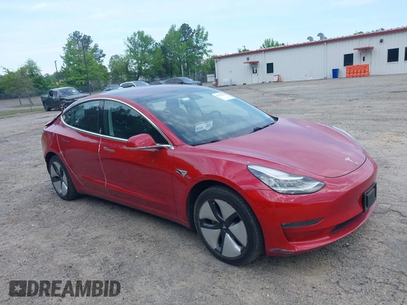 2018 Tesla Model 3 Long Range Battery z VIN 5YJ3E1EA9JF025942, wystawiony jako IAAI lot #42122703 z przebiegiem 84 453 mil mil oraz . Historia ofert i sprzedaży dostępna na DreamBid. Obrazek 1.