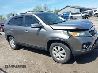 2011 Kia Sorento LX with VIN 5XYKT4A15BG175047, listed as a IAAI auction lot 42161402 with 102,509 mi miles and . Bid and sale history available at DreamBid. Image 13.
