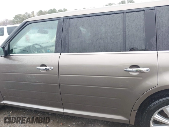 2014 Ford Flex Limited with VIN 2FMGK5D89EBD17931, listed as a IAAI auction lot 41852159 with 105,522 mi miles. Bid and sale history available at carsss.com. Image 14.