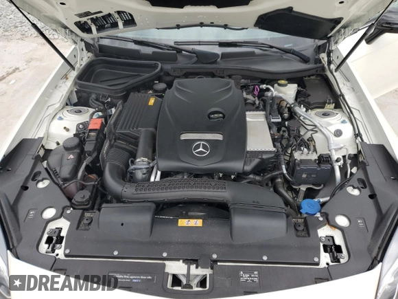 2018 Mercedes-Benz SLC 300 z VIN WDDPK3JA9JF151537, wystawiony jako Copart lot #45756115 z przebiegiem 43 123 mil mil oraz Szkoda całkowita • Salvage title. Historia ofert i sprzedaży dostępna na DreamBid. Obrazek 11.