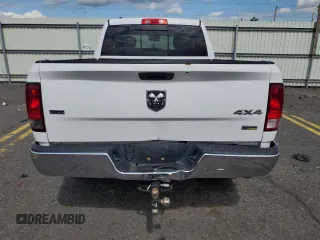 2018 Ram 1500 Big Horn z VIN 1C6RR7GG8JS133840, wystawiony jako Copart lot #58312525 z przebiegiem 167 376 mil mil oraz Czysty tytuł • Clean title. Historia ofert i sprzedaży dostępna na DreamBid. Obrazek 6.