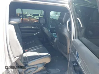 2022 Jeep Wagoneer Series II с VIN 1C4SJUBT5NS117850, выставлен на аукционе IAAI как лот 41835349 с пробегом 94 358 миль миль и . История ставок и продаж доступна на DreamBid. Изображение 8.